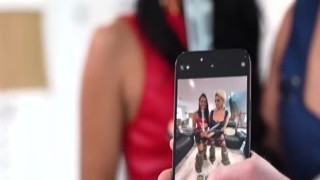 Stepmoms come up to do a sexier photoshoot