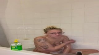 Fansly - @Alexxxeeeof - Shower show Would you want my ass as your morning coffee