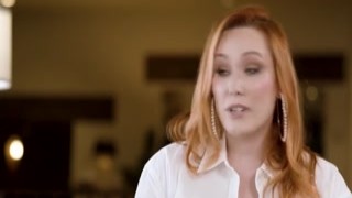 Teen stepdaughter squirting on stepmom