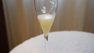 FC2-PPV-4560667 Glass swallowing of 2 shots of yellowed semen accumulated for 18 days -The sighing edition (2)-