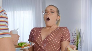 Super stretched butt opening of sexually uncontrollable hooker Vicki Chase