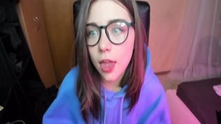 katya_letova - Shh... Im trying to be quiet!