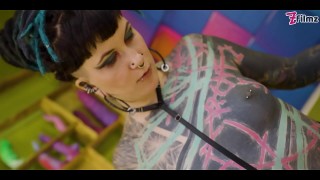 Fuck starving Japanese sweetheart pleases her vagina with fancy vibe