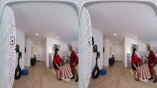 Japanese MILF Lets Me Taste Her Pussy - Virtual Real Porn