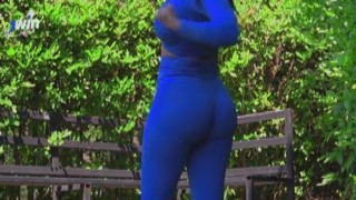 Jenifer Play - De Camino Al Gym Follo En Un Parque