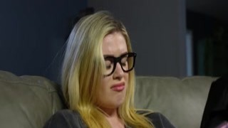 Teen stepsister thanks stepbro with sex