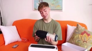 Petite 19yo slut helps her nympho boyfriend with a hand