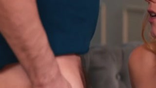 Teen lets sugardaddy take her virginity