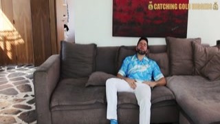 CatchingGoldDigger - Big Booty Latina Seduces the Rich Stranger to Fuck her Juicy Pussy