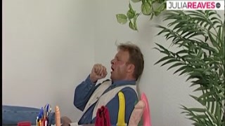 Deutscher Sex Report - Hot milf gets both holes fucked with big dildos