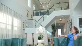 River Lynn wants to taste stepcousins big cock