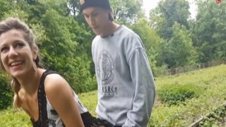 2 Männer & ich, die Schwanzgeile Party-Hure mit LeaSchwarz