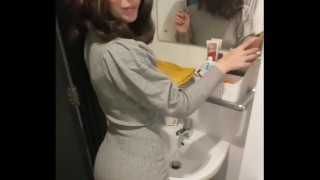 Curvy gran Vladimira gets her slit boosted with speculum