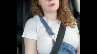 nerdy country girl rubs herself in her car