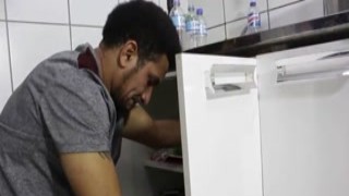 The cocky plumber jammed his rod deep into the rabetaos wet crack, making her whimper with pleasure as he fucked her hard from behind