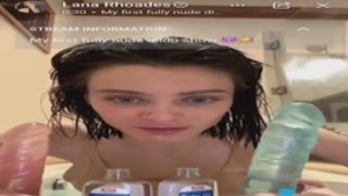 Lana Rhoades First fully nude show