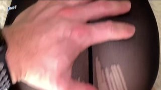 Nicole and Alex - Han rev sin stedsøster strømpebukser og stak sin pik i. Sperm i fisse.