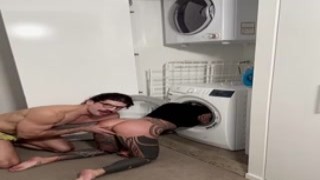 Stefani Marz - The Sexy Australian Got Stuck In The Washing Machine
