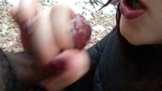 Alyssa Quinn - 4k Public Blowjob by Teen in Snowy Forest (cumshots with many Huge Loads)_Alyssa Quinn_2160p