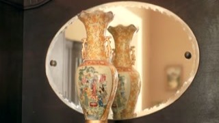 Lena Love - On A Boring Exhibition